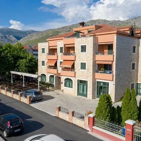 Appartamento Vedran Podstrana