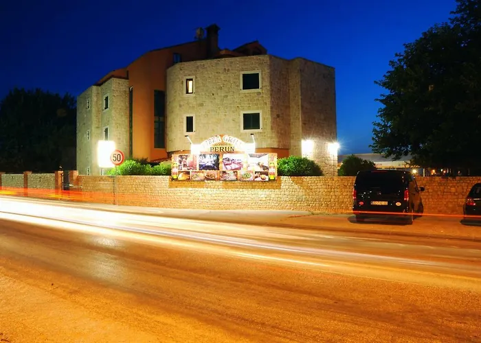 Apartament Vedran *